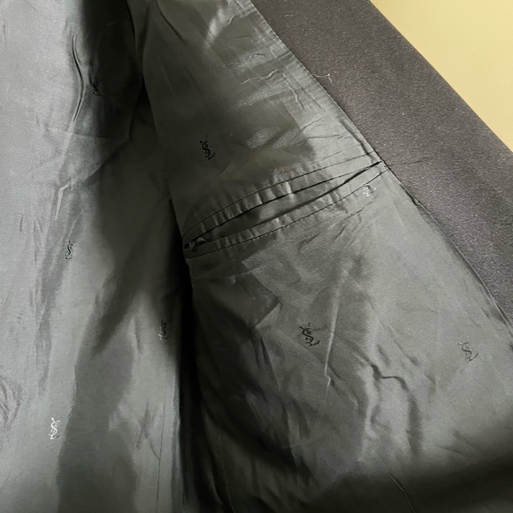 VTG Yves Saint Laurent. - Picture 5 of 5